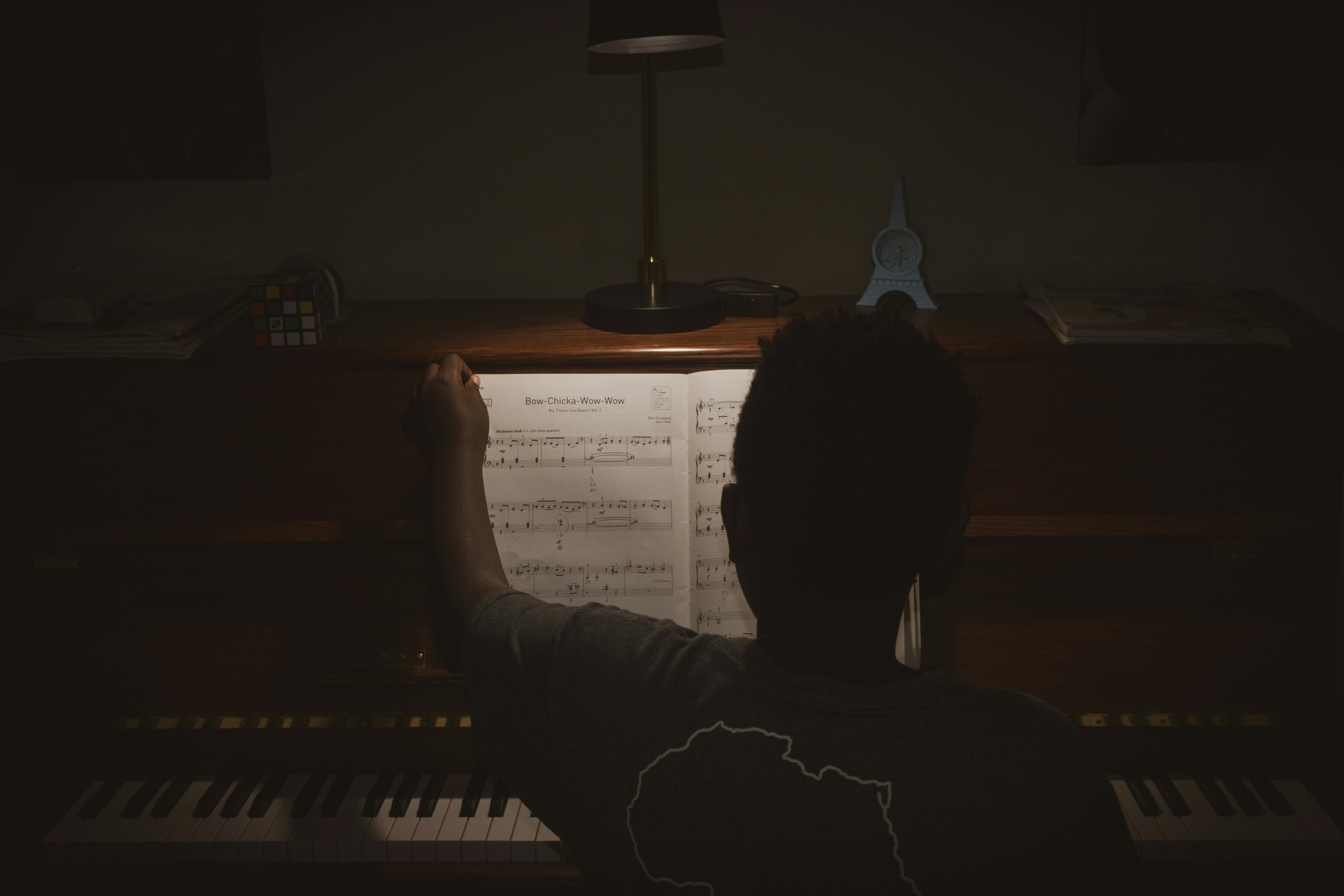 Piano studio at Liliane Pearl Studios